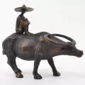 Sculpture Buffle et Paysan