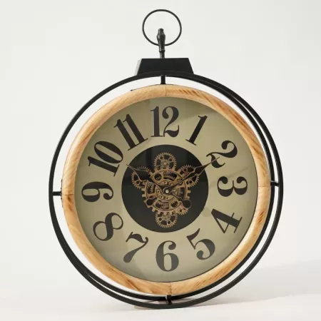 horloge moderne avec mécanismes