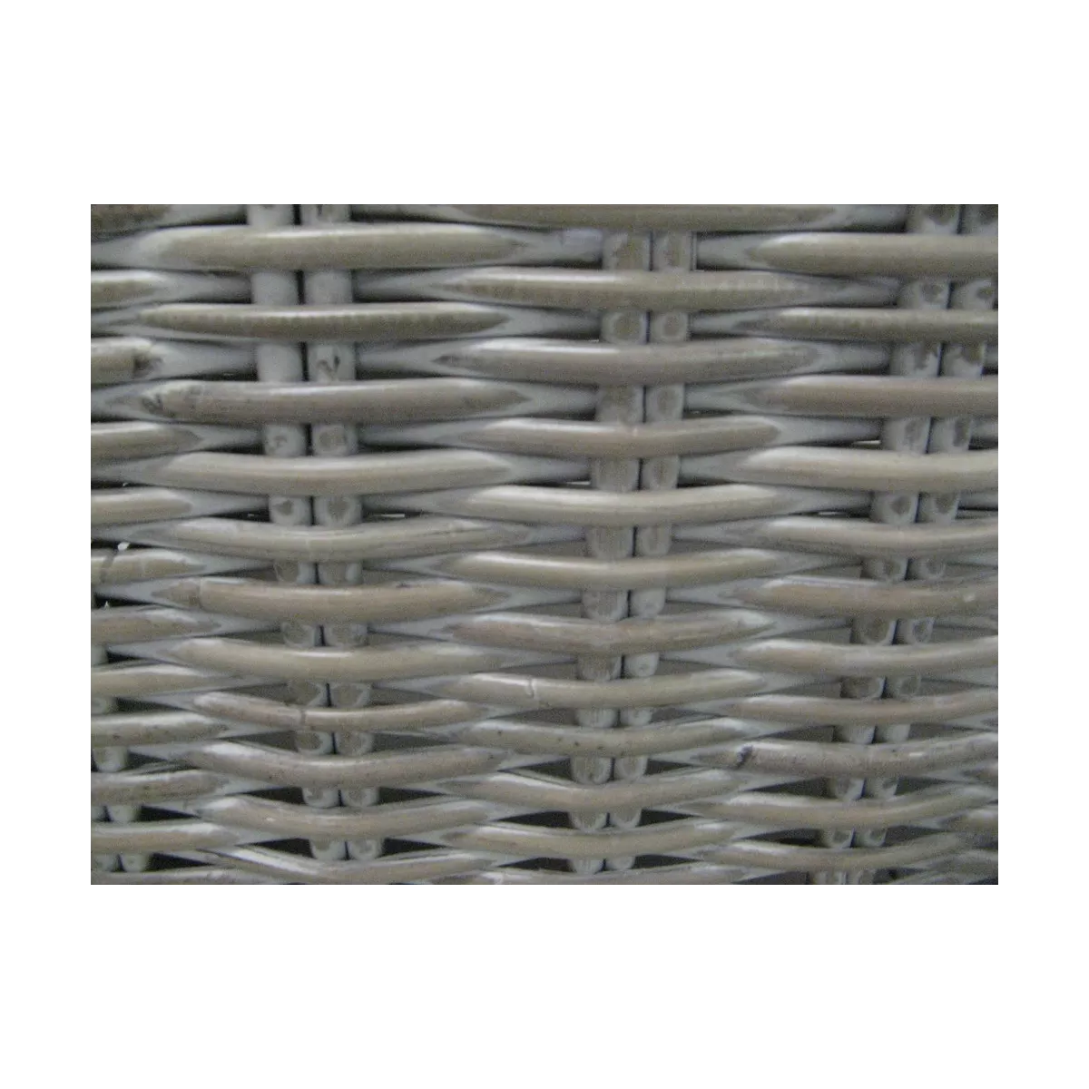 Malle rotin et couvercle bois 63x37