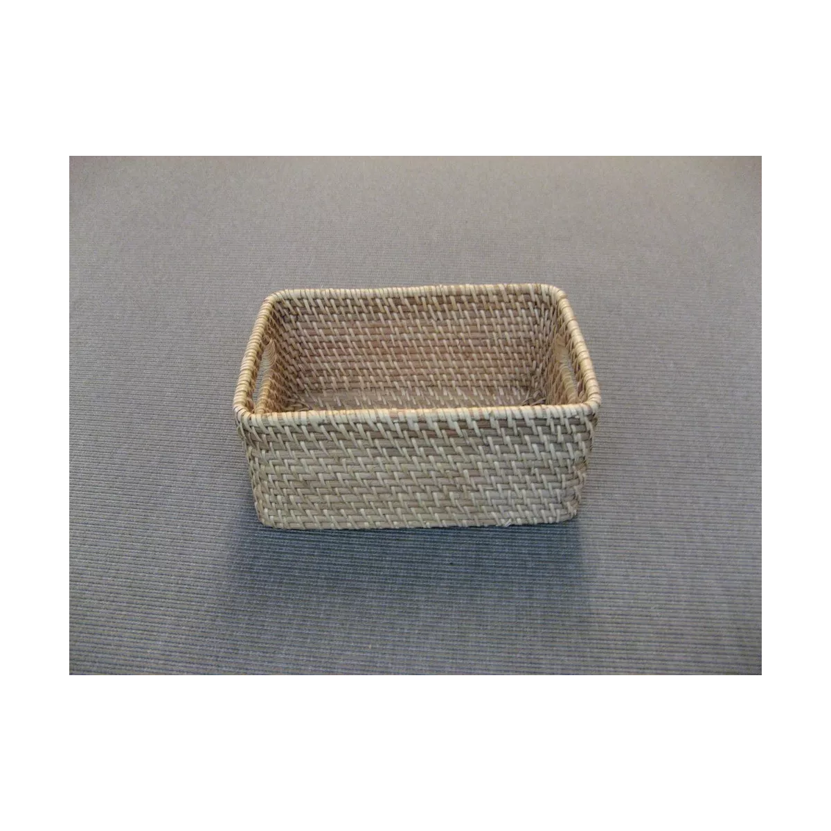 Casier Rotin naturel 26x19