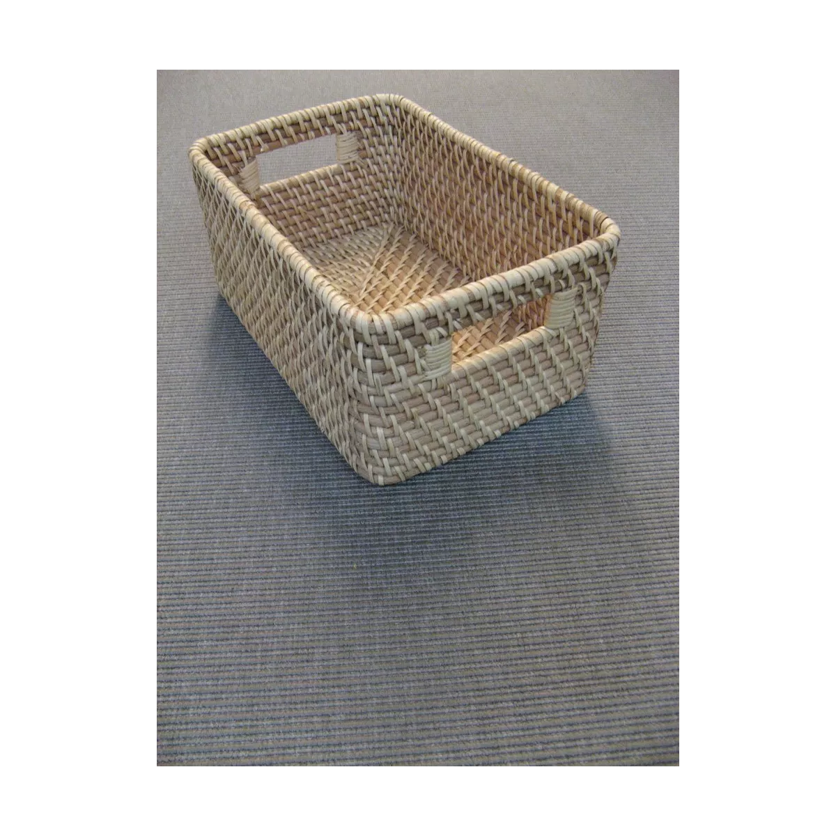 Casier Rotin naturel 26x19