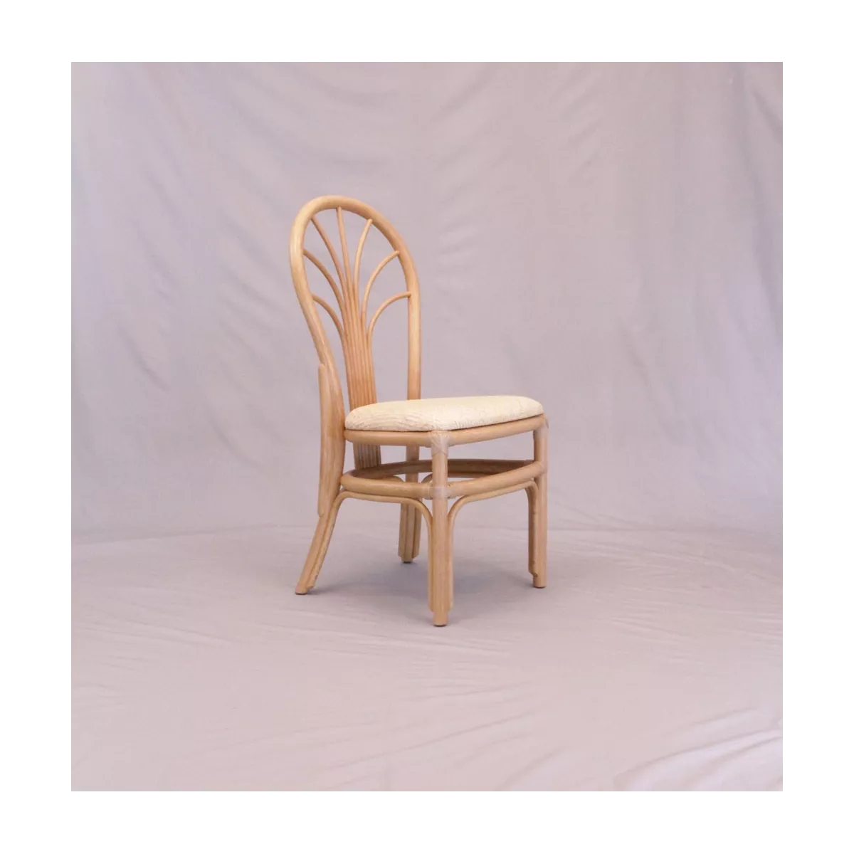 Chaise Seto Arena