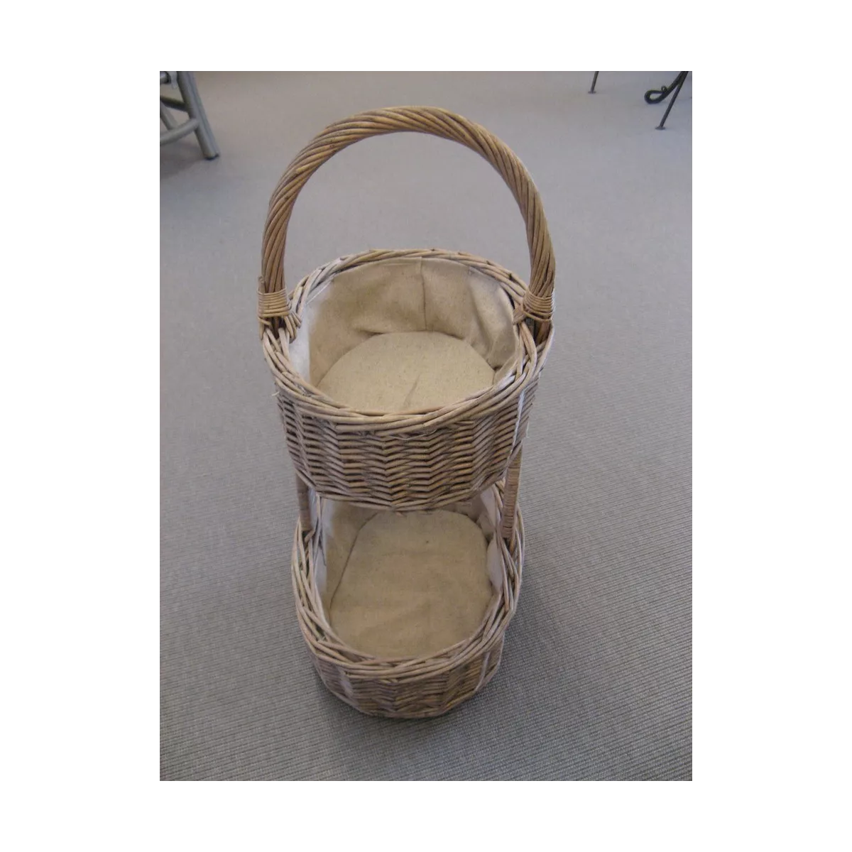Présentoir en osier gris et jute