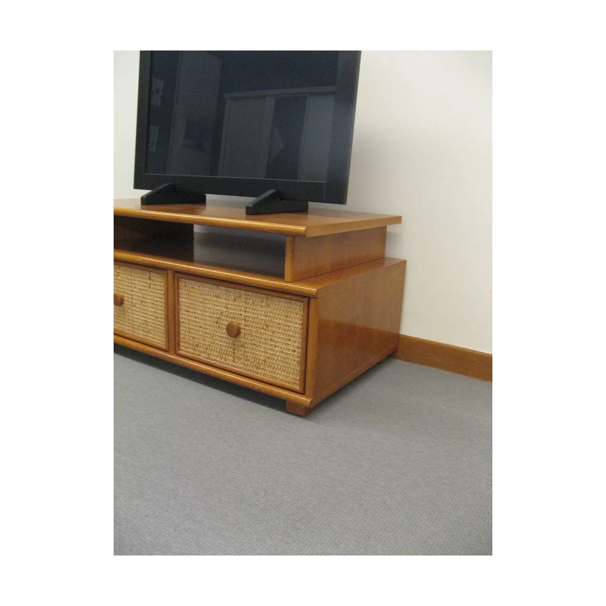 Meuble TV cannelle 100x61