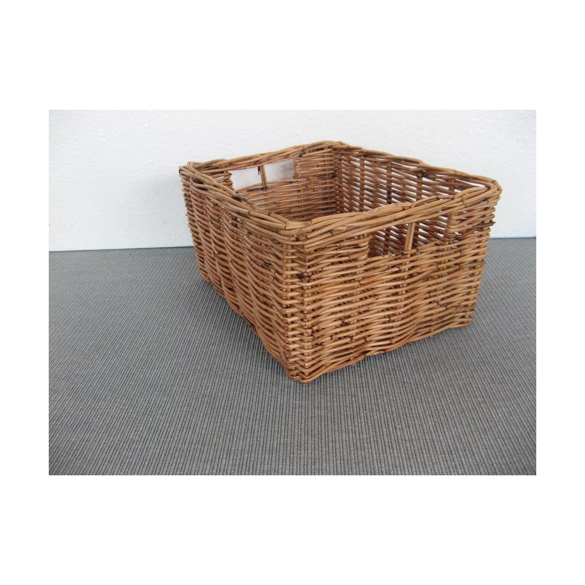 Casier Rotin Pullut  38x30