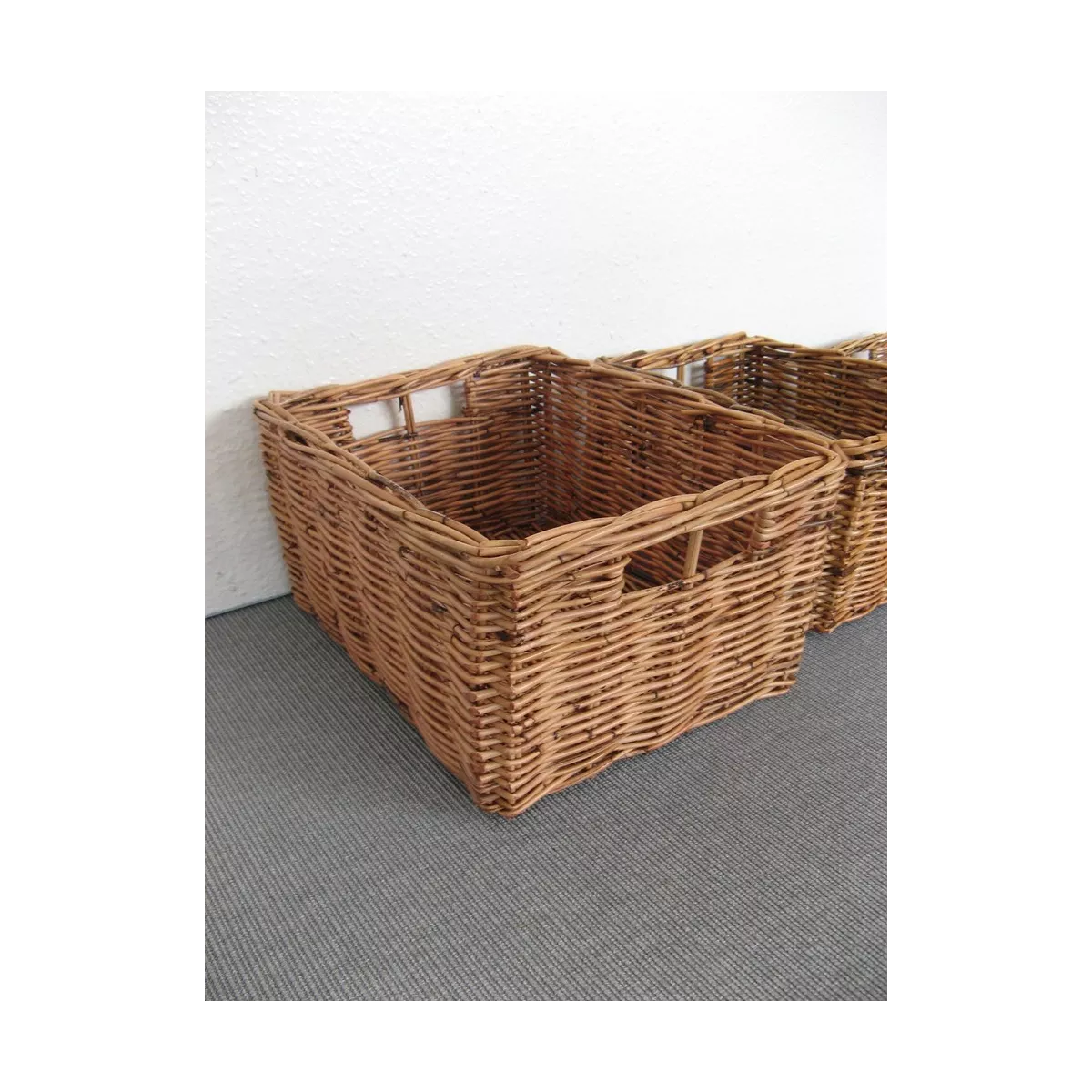 Casier Rotin Pullut  28x21