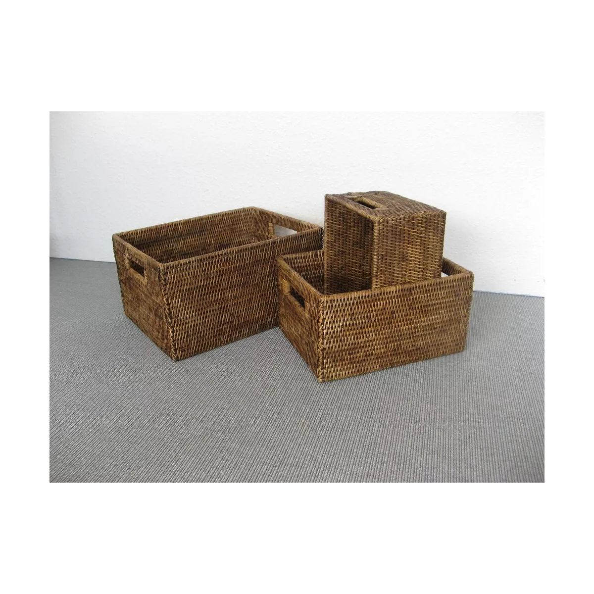 Casier Rotin Patiné Antique  34x26