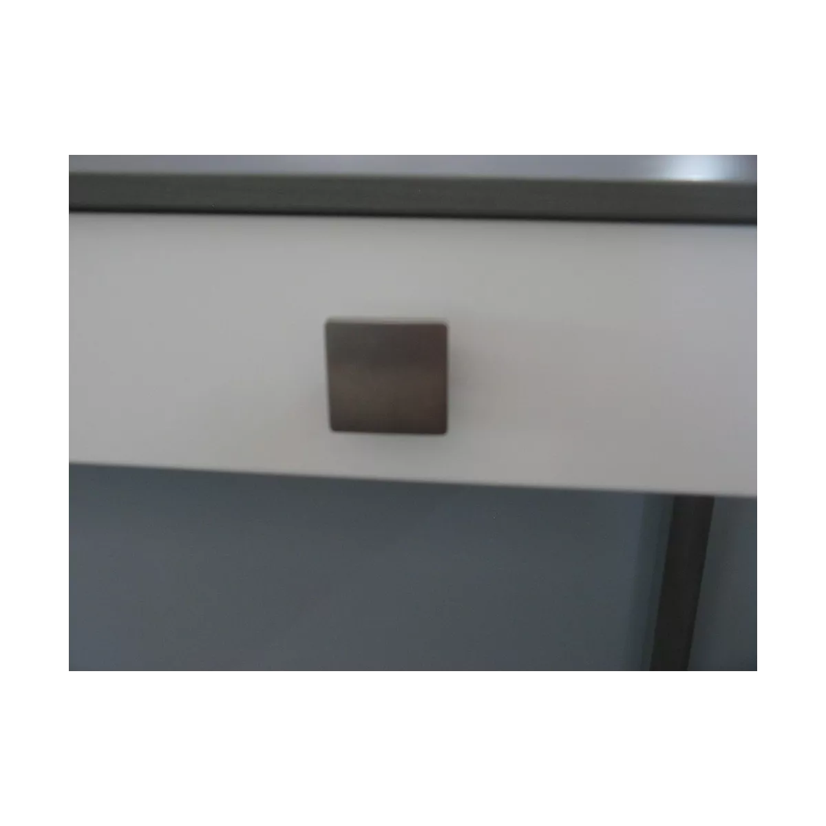 Console Milos Taupe