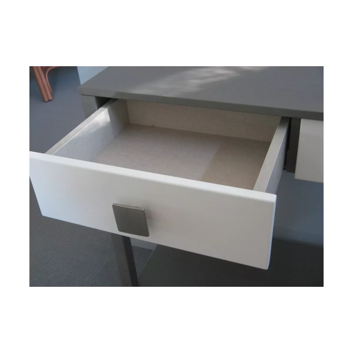 Console Milos Taupe