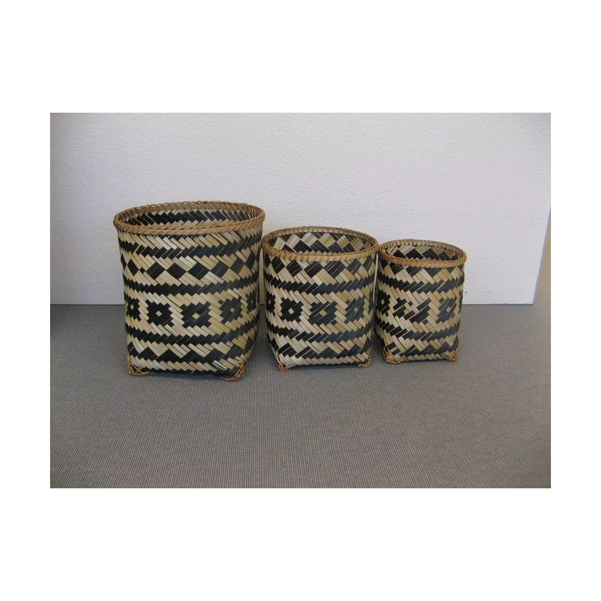Corbeille Bambou Blanc et Noir 26x28
