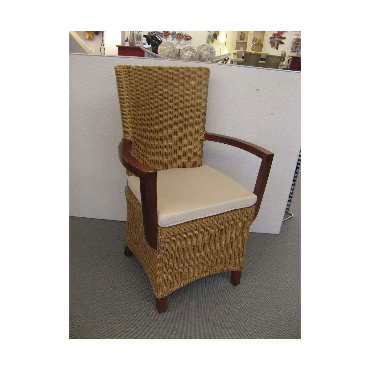 Fauteuil Kers Noisette
