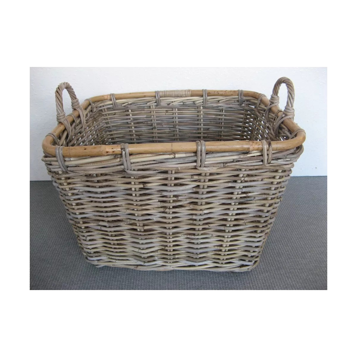 Lavandière Carrée Kubu Gris