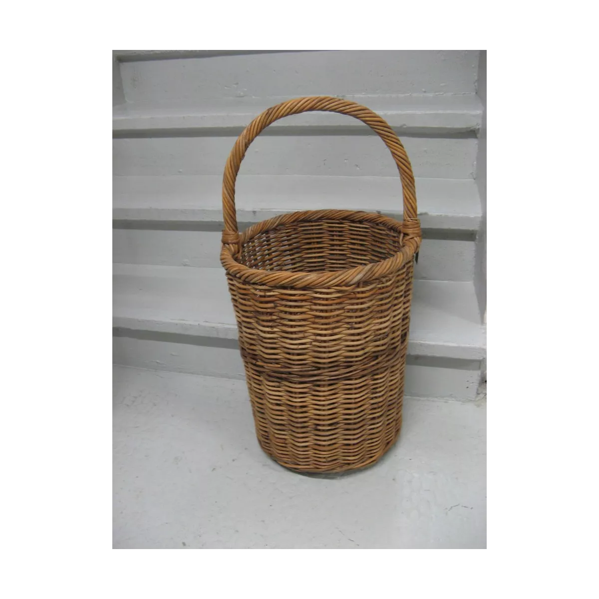 Panier Escalier Rond Pullut