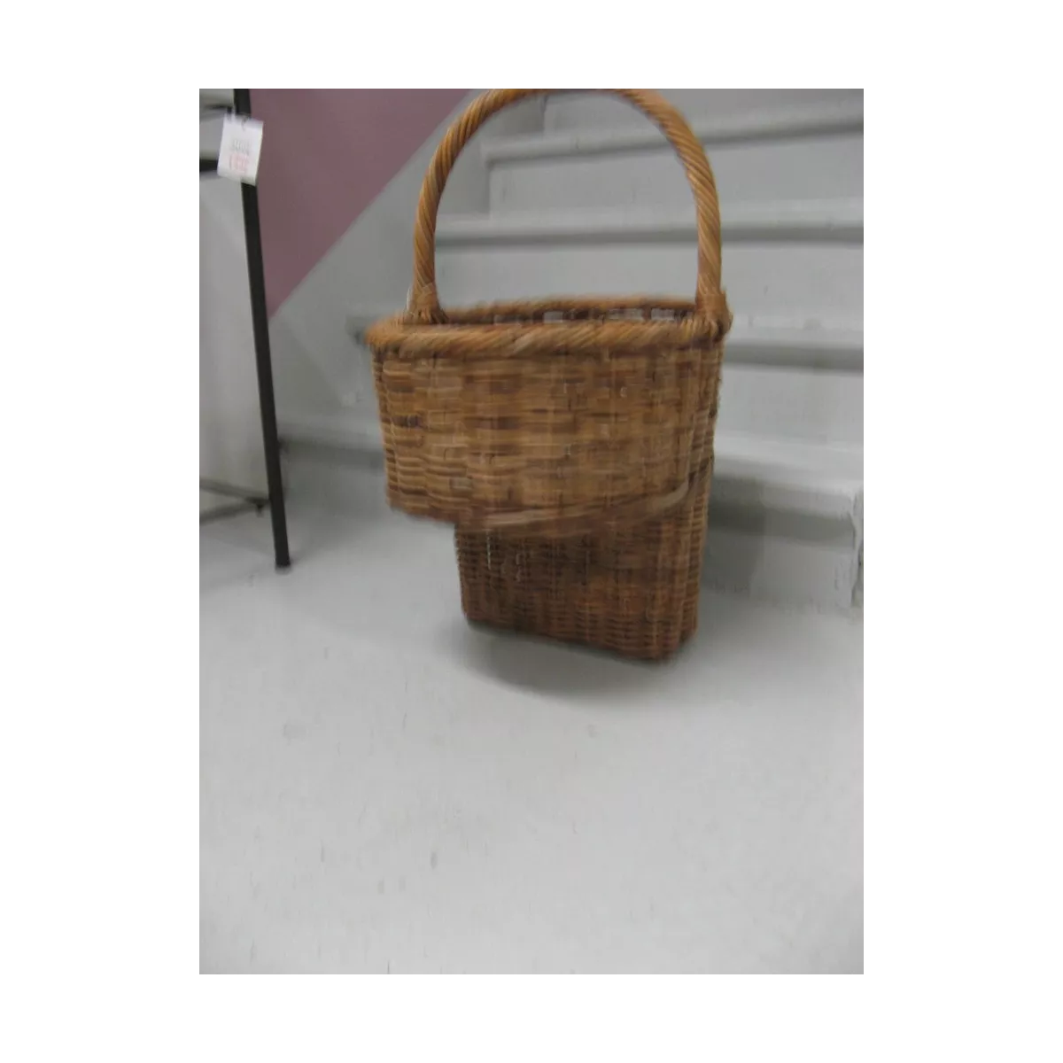 Panier Escalier Rond Pullut