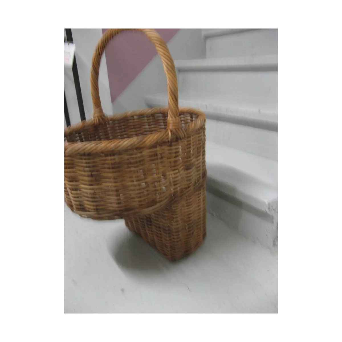 Panier Escalier Rond Pullut