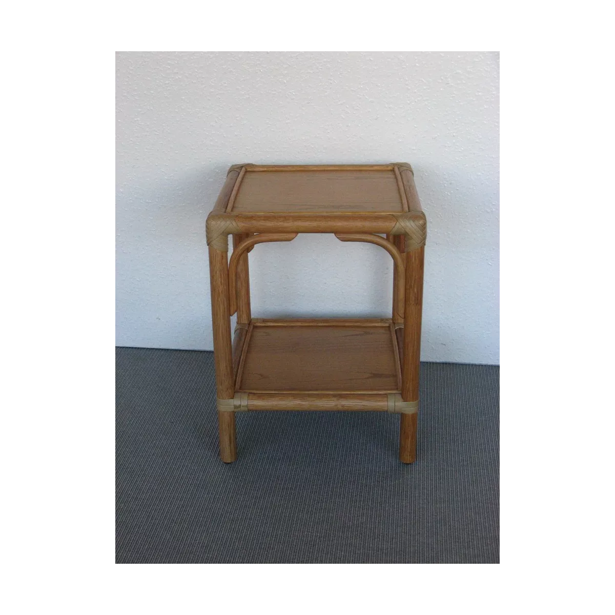 Bibus Carré 35x35x46 Arena
