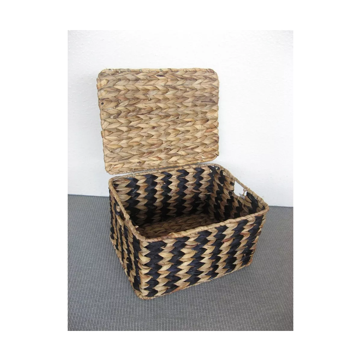Casier feuilles de bananier 36x28