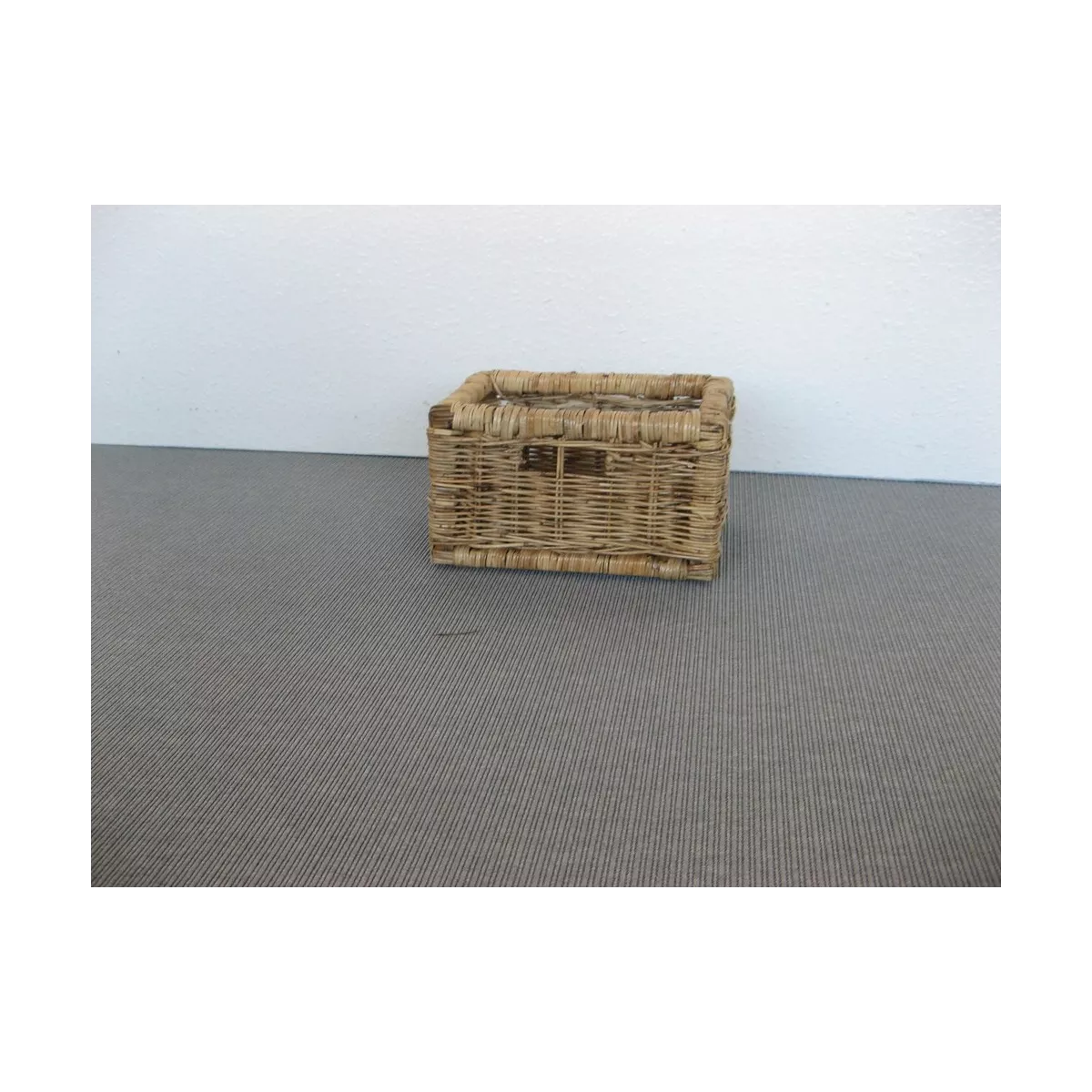 Casier Rotin Pullut  28x17