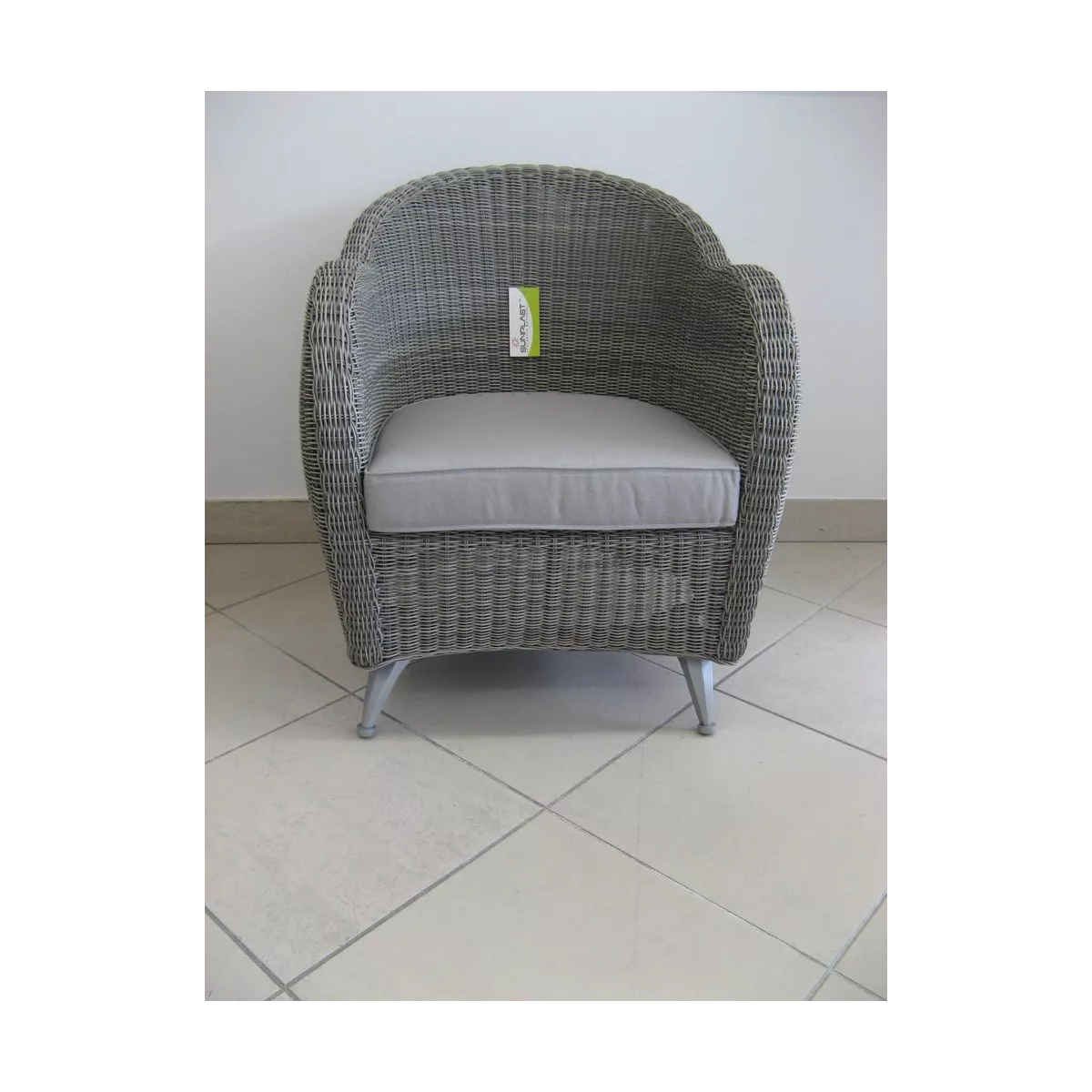 Salon Résine Moski Gris : Canapé 2 Places + 2 Fauteuils + 1 Table Basse