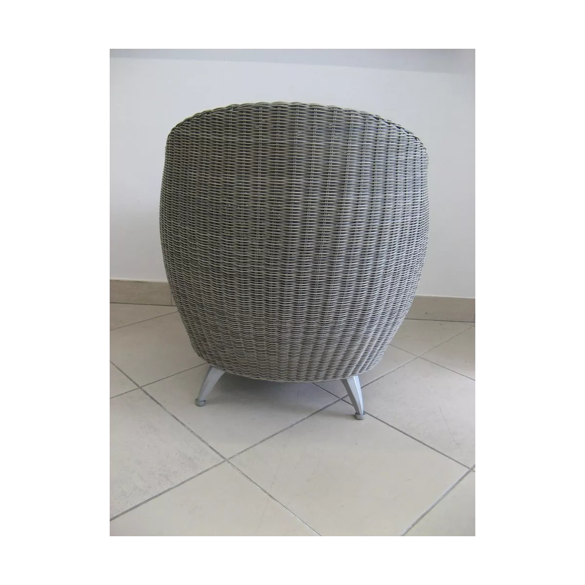Salon Résine Moski Gris : Canapé 2 Places + 2 Fauteuils + 1 Table Basse