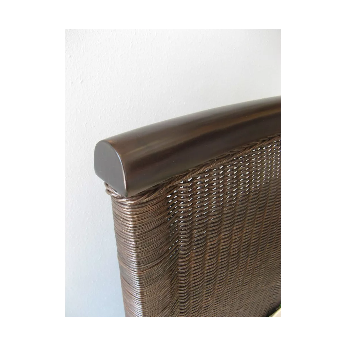 Chaise Medan Rotin Wengue