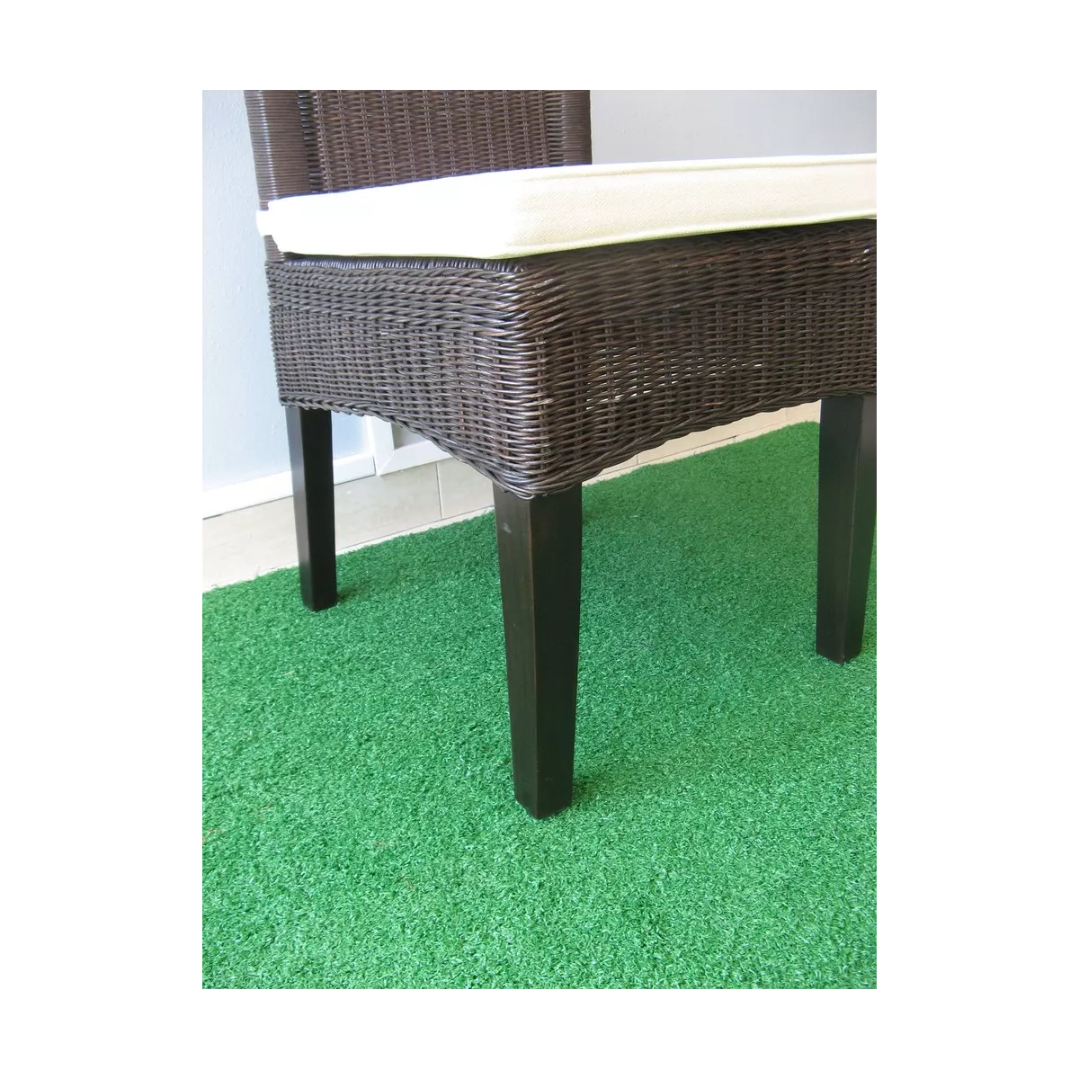 Chaise Medan Rotin Wengue