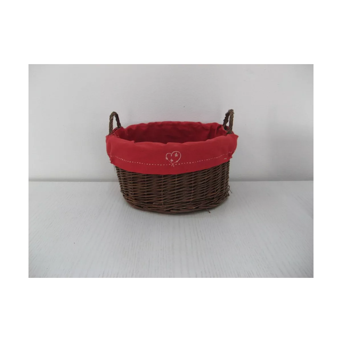 Corbeille osier avec tissus rouge 30x30