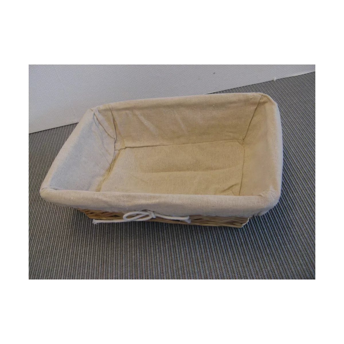 Corbeille en osier blanc et jute 34x24