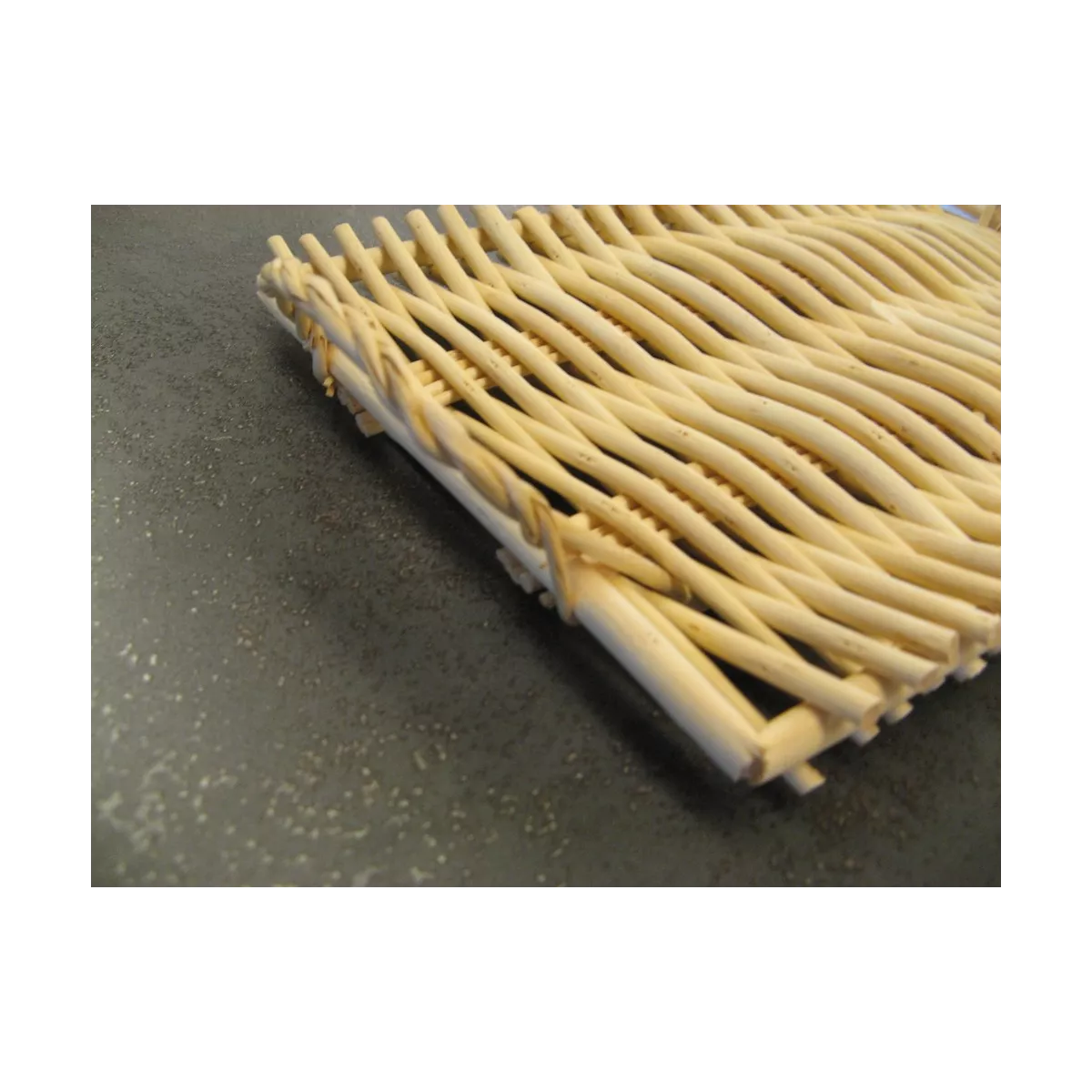 Plateau en osier 30x22