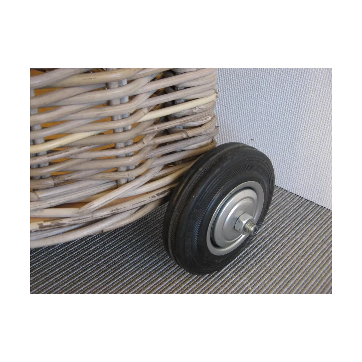 Panier à Bois sur Roulettes Paolo
