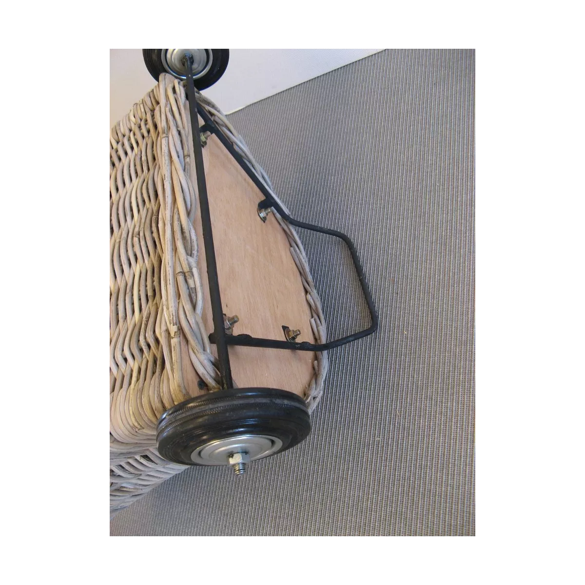 Panier à Bois sur Roulettes Paolo