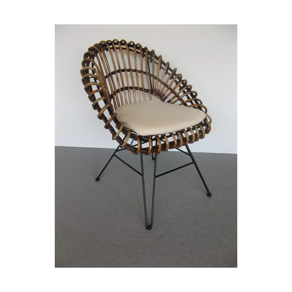Chaise Barco Rotin Naturel et pieds métal noir