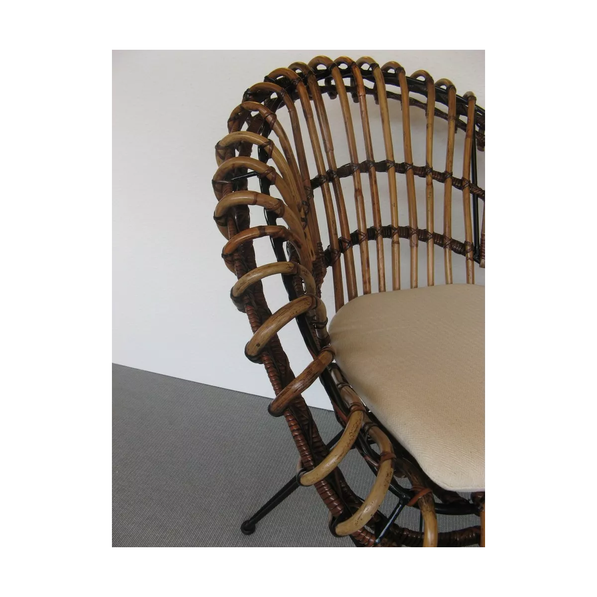 Chaise Barco Rotin Naturel et pieds métal noir