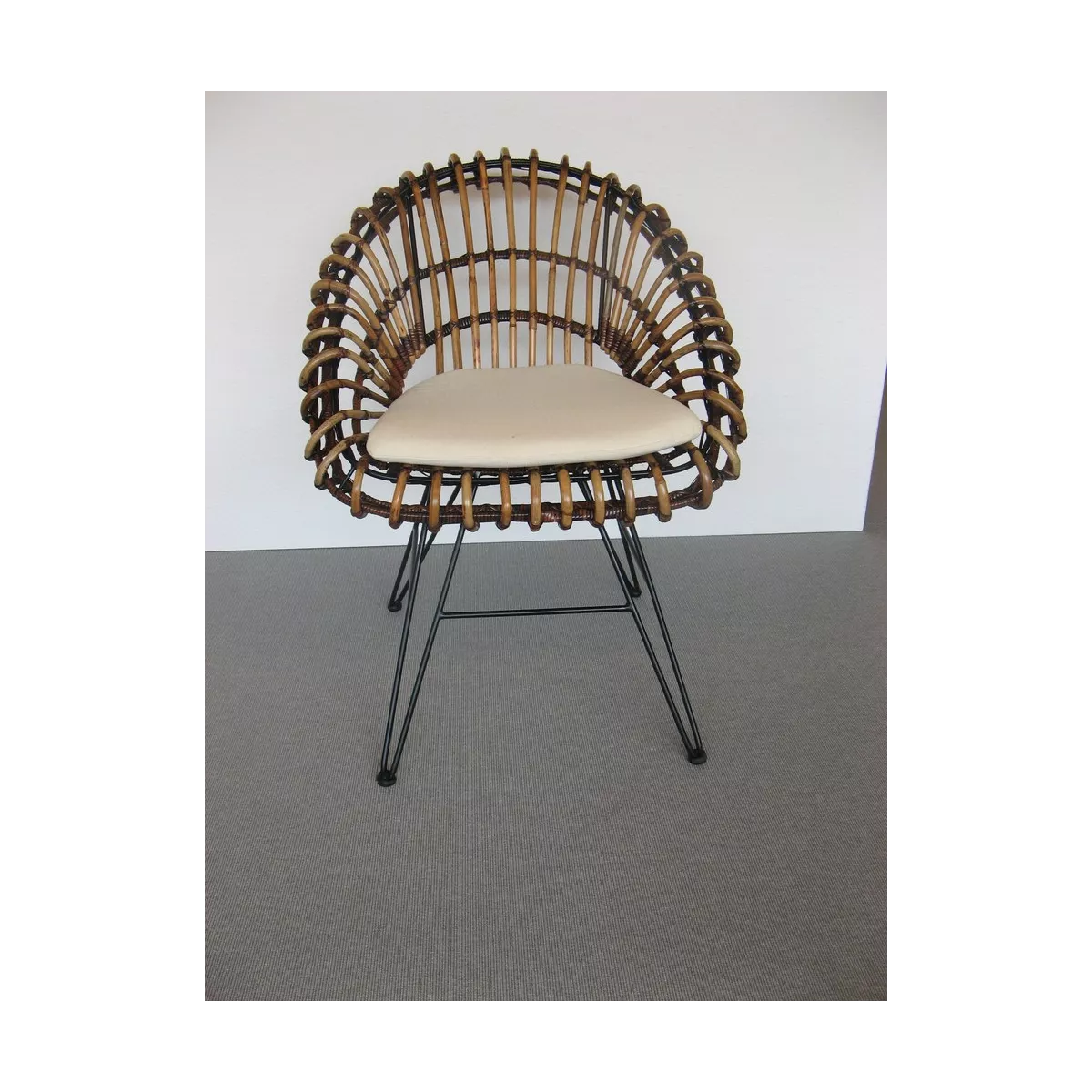 Chaise Barco Rotin Naturel et pieds métal noir