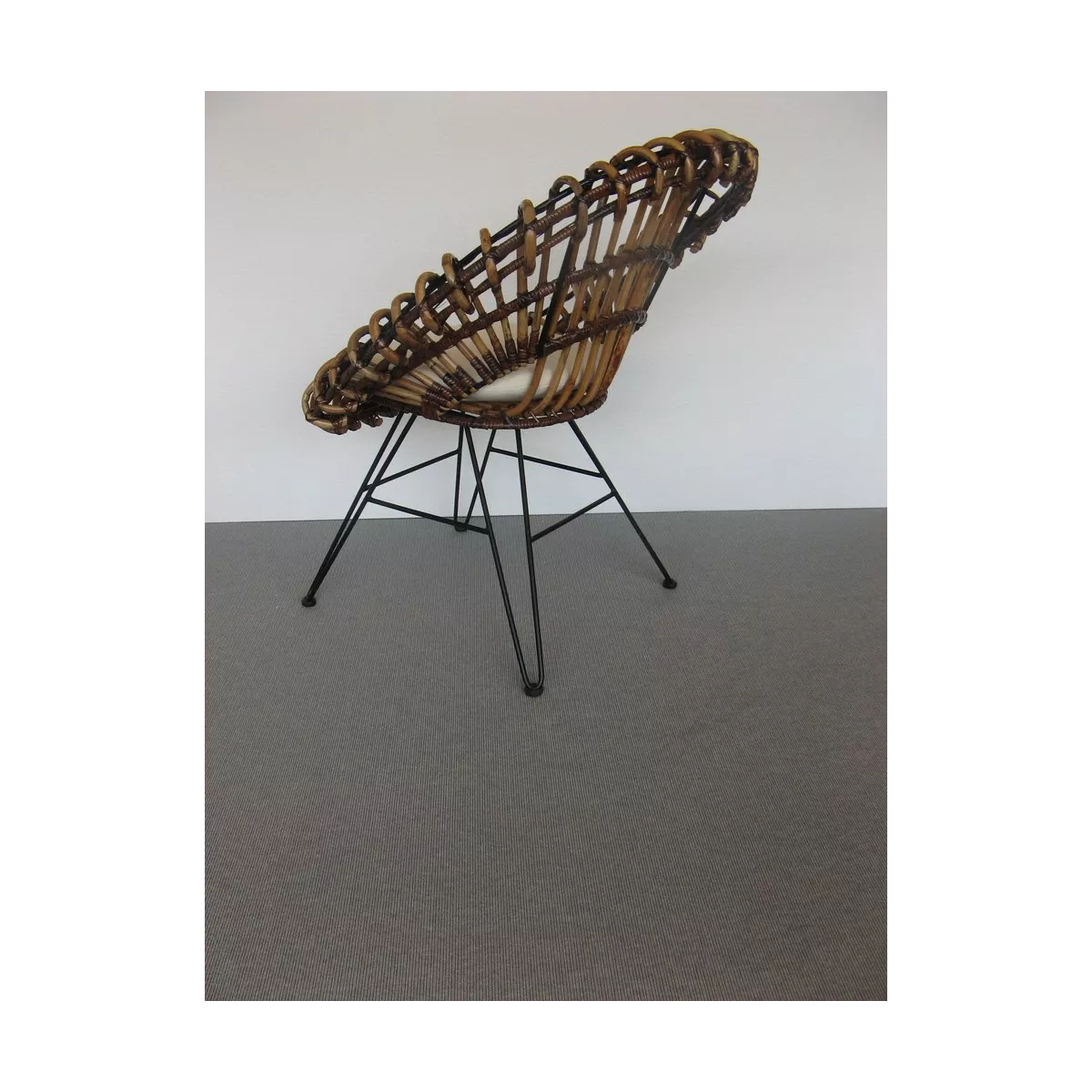 Chaise Barco Rotin Naturel et pieds métal noir