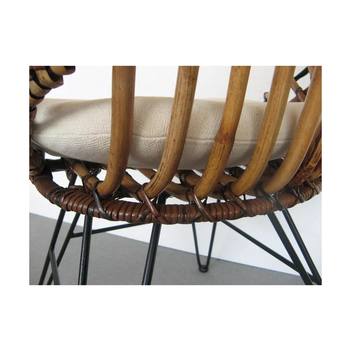 Chaise Barco Rotin Naturel et pieds métal noir