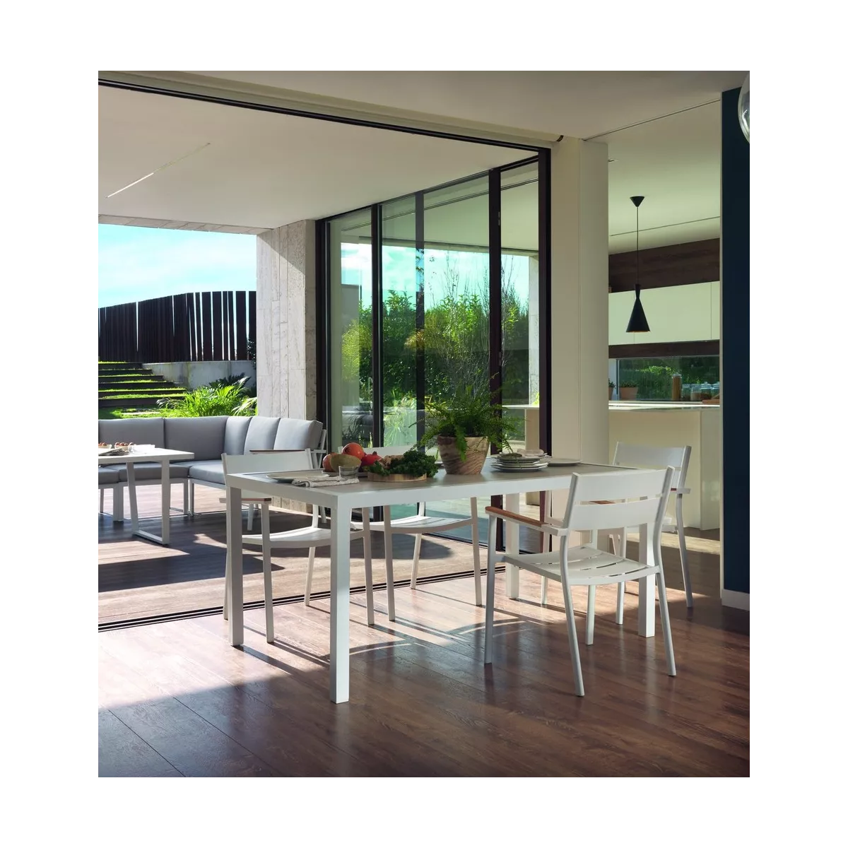 Fauteuil de Repas Aluminiuim et Teck Blanc Sims