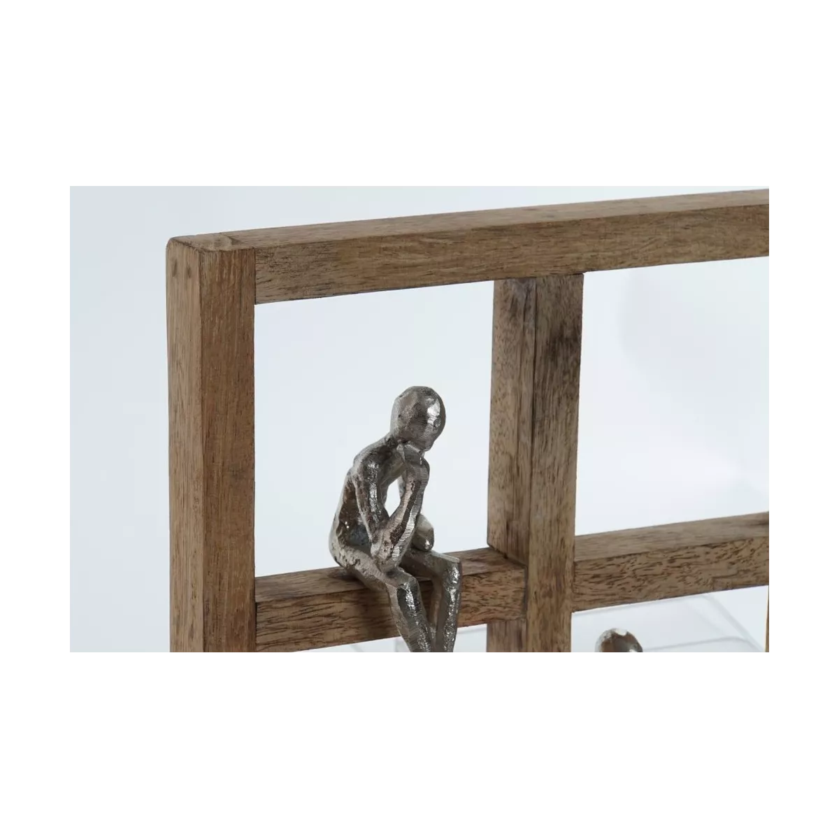 Sculpture murale 5 personnages en aluminuim dans un cadre en Manguier