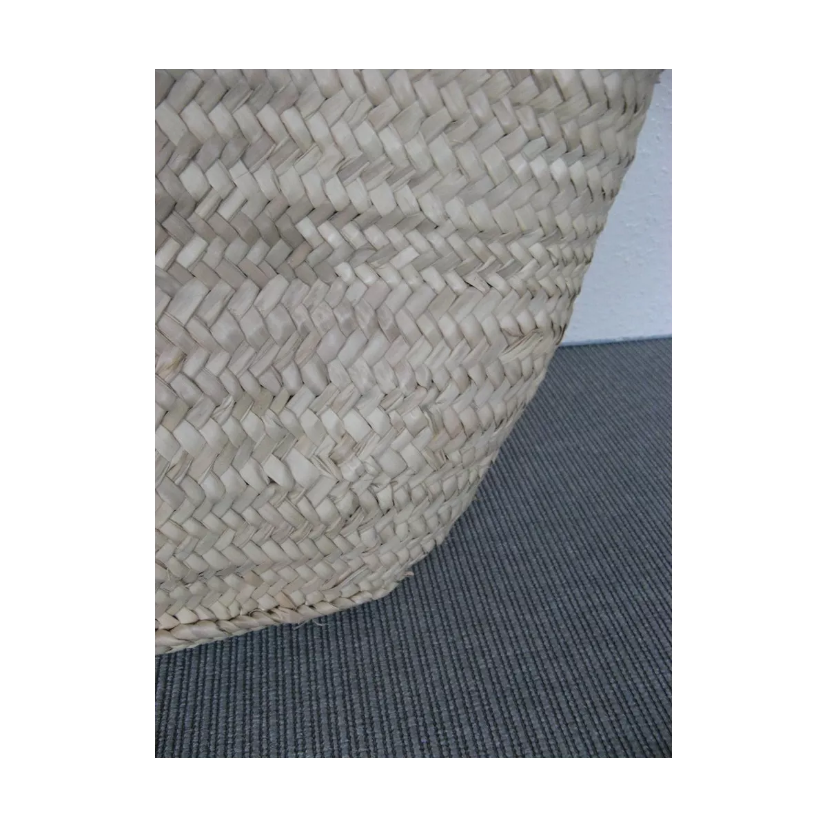 Cabas en palmier avec anses et fermeture en cuir