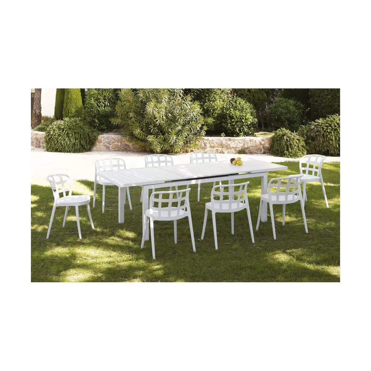 Table Nerja 180/240 en Aluminium blanc avec allonge
