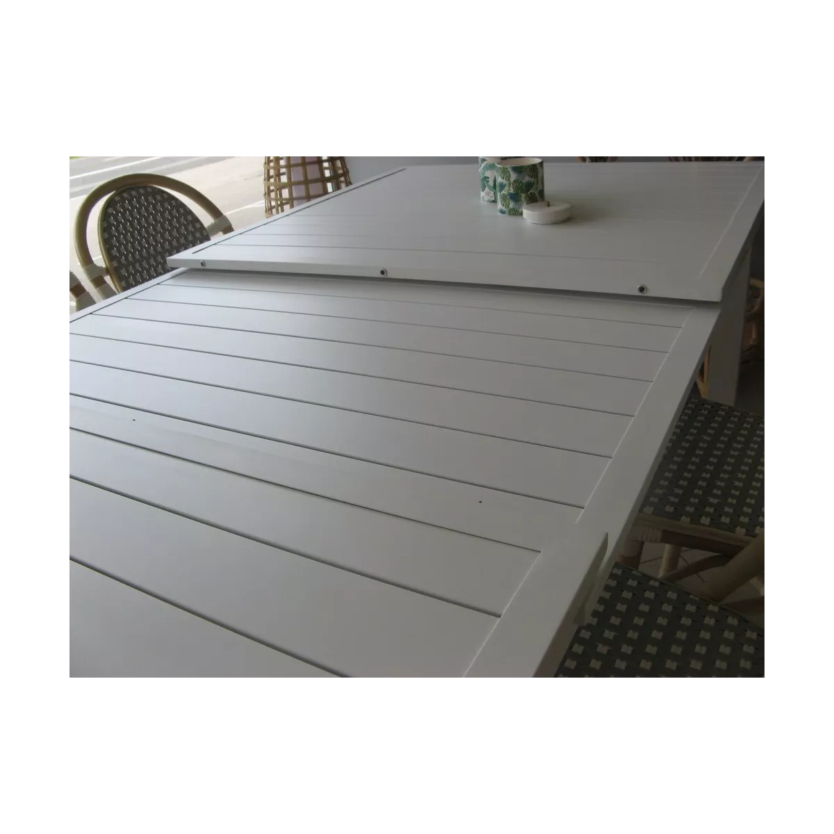 Table Nerja 180/240 en Aluminium blanc avec allonge