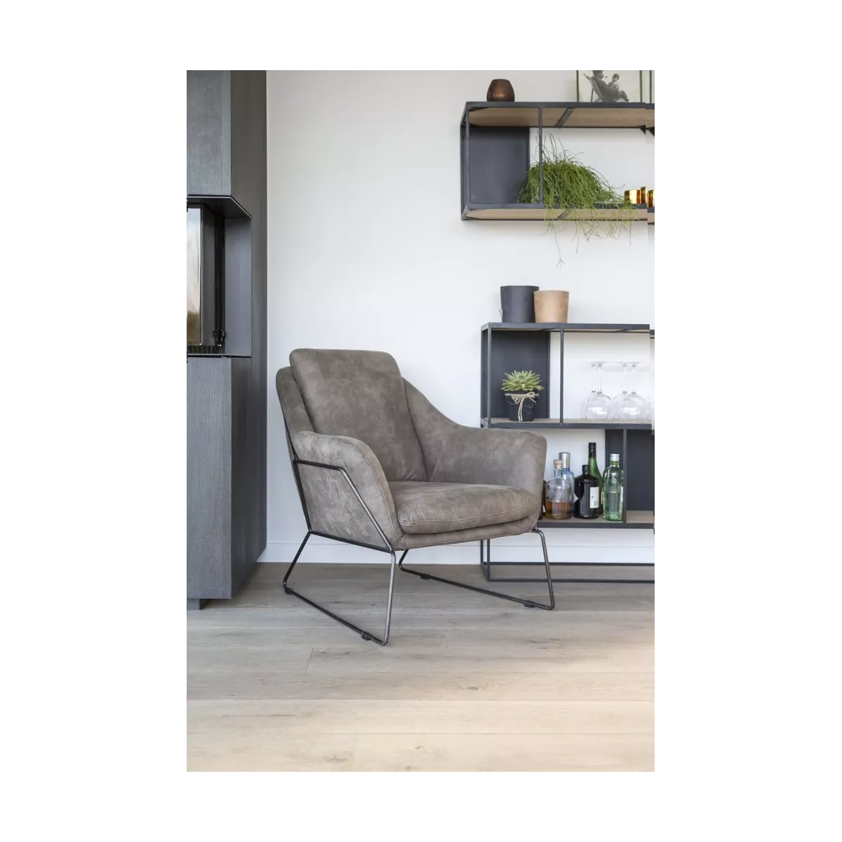 Etagère Murale Rubic 76x37 en Métal noir et Chêne Naturel