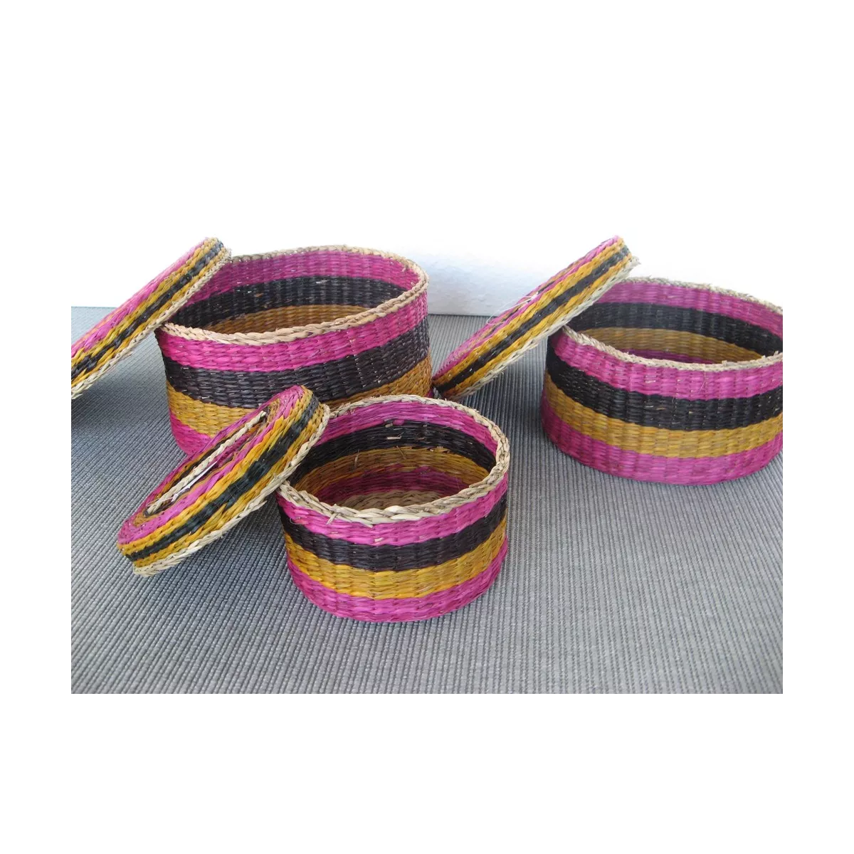 Boites en jonc Fuschia