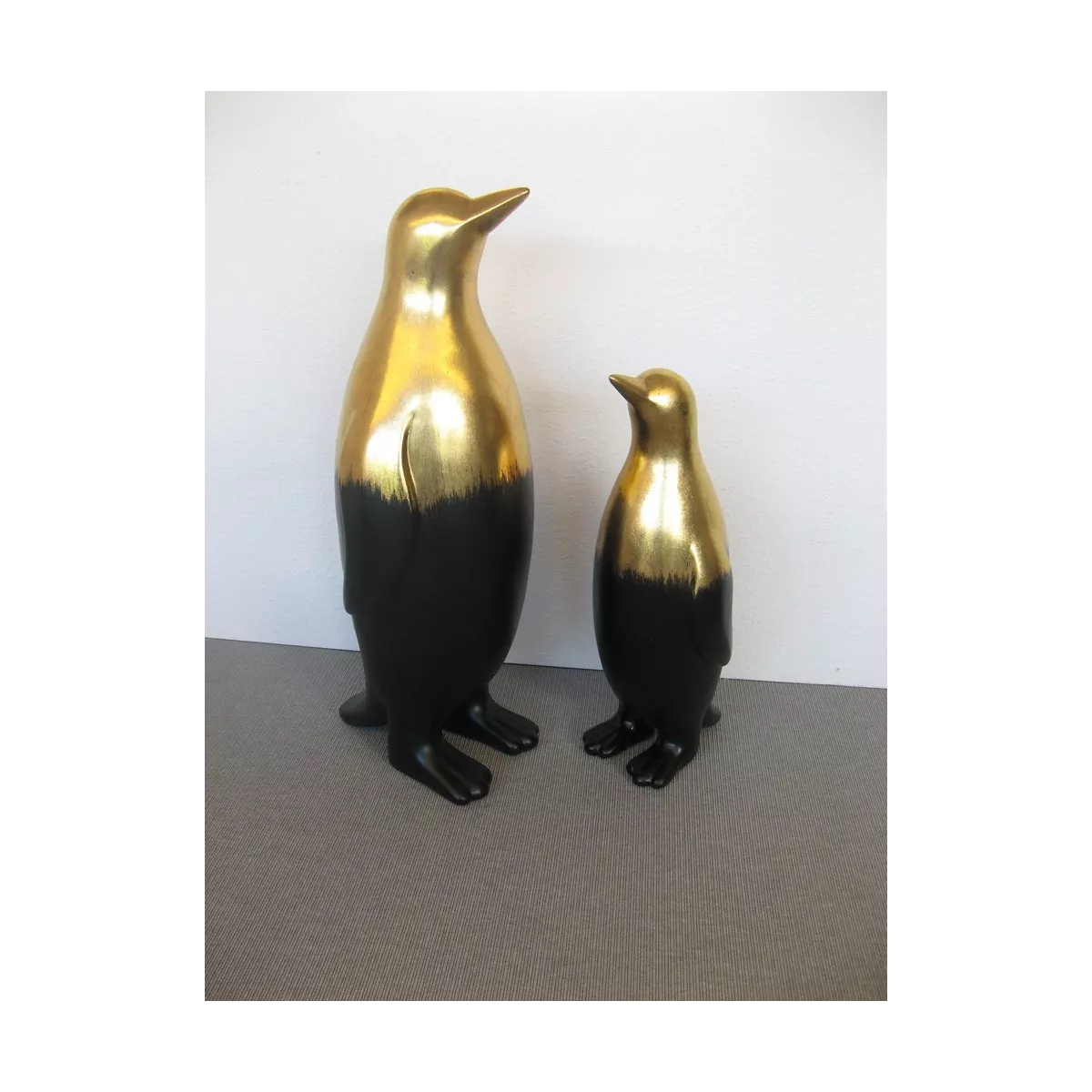 Statue Pingouin Noir et Or H.80cm