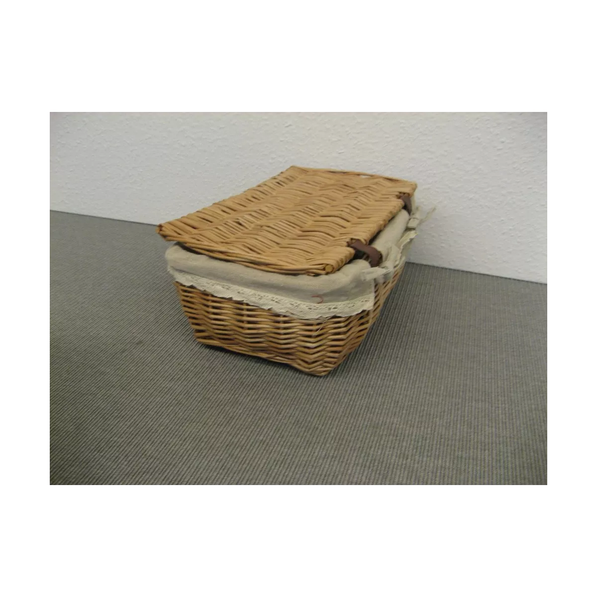 Corbeille en Osier avec couvercle 35x25
