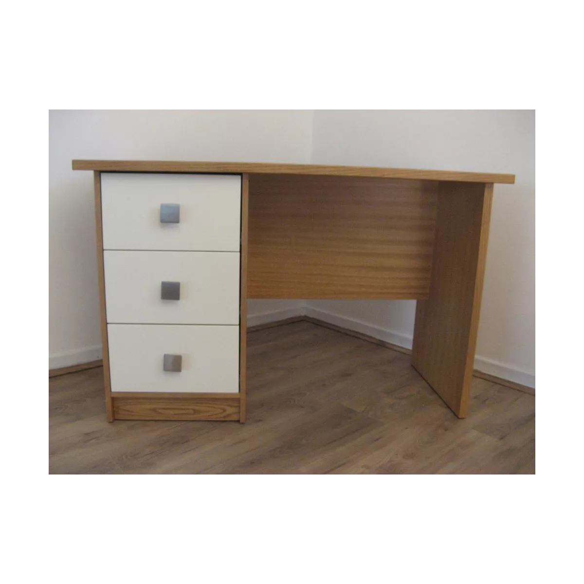 Bureau Milos