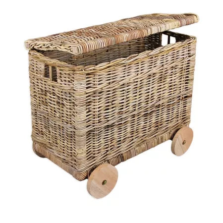 Malle des Gones sur roulettes