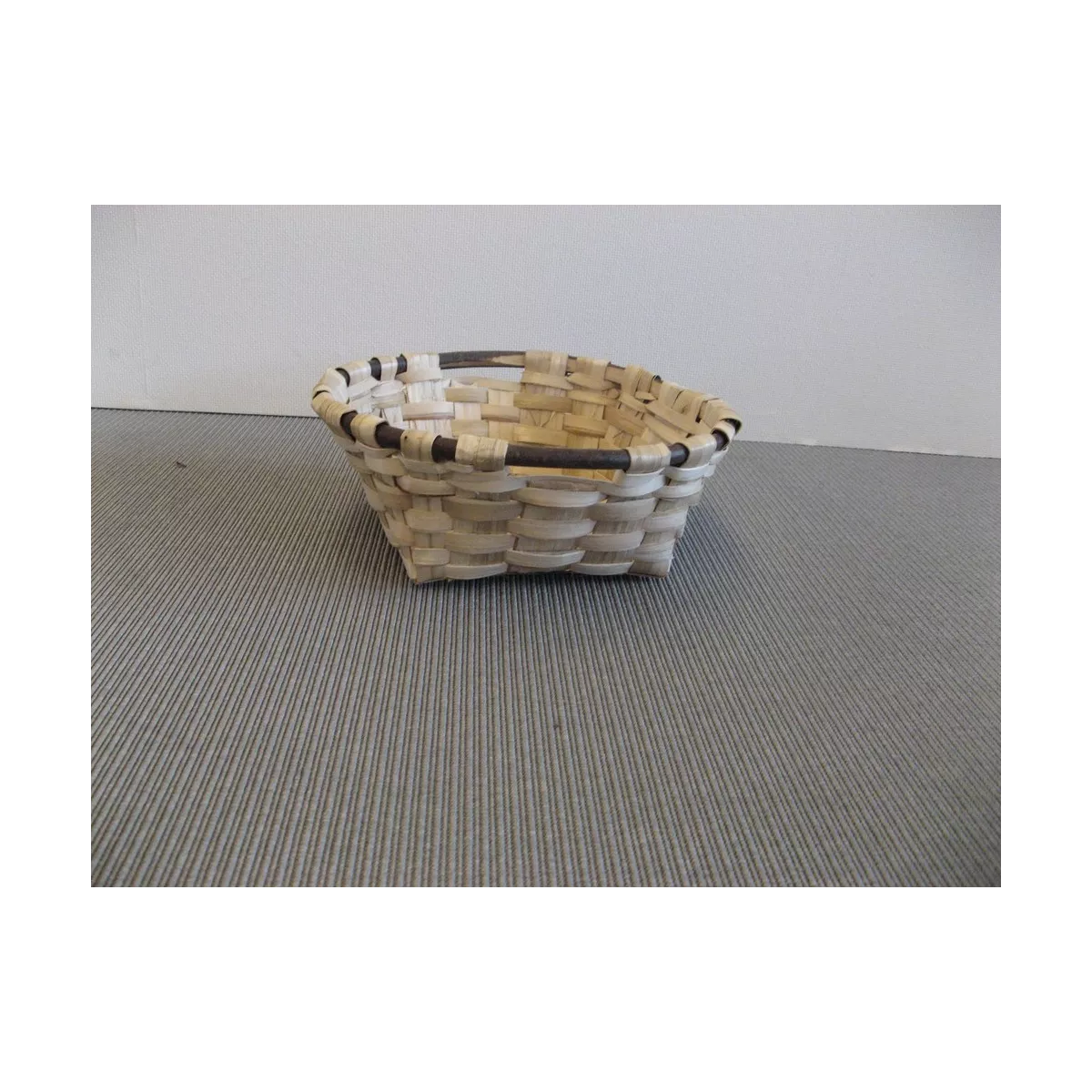Corbeille Châtaigner 30x30