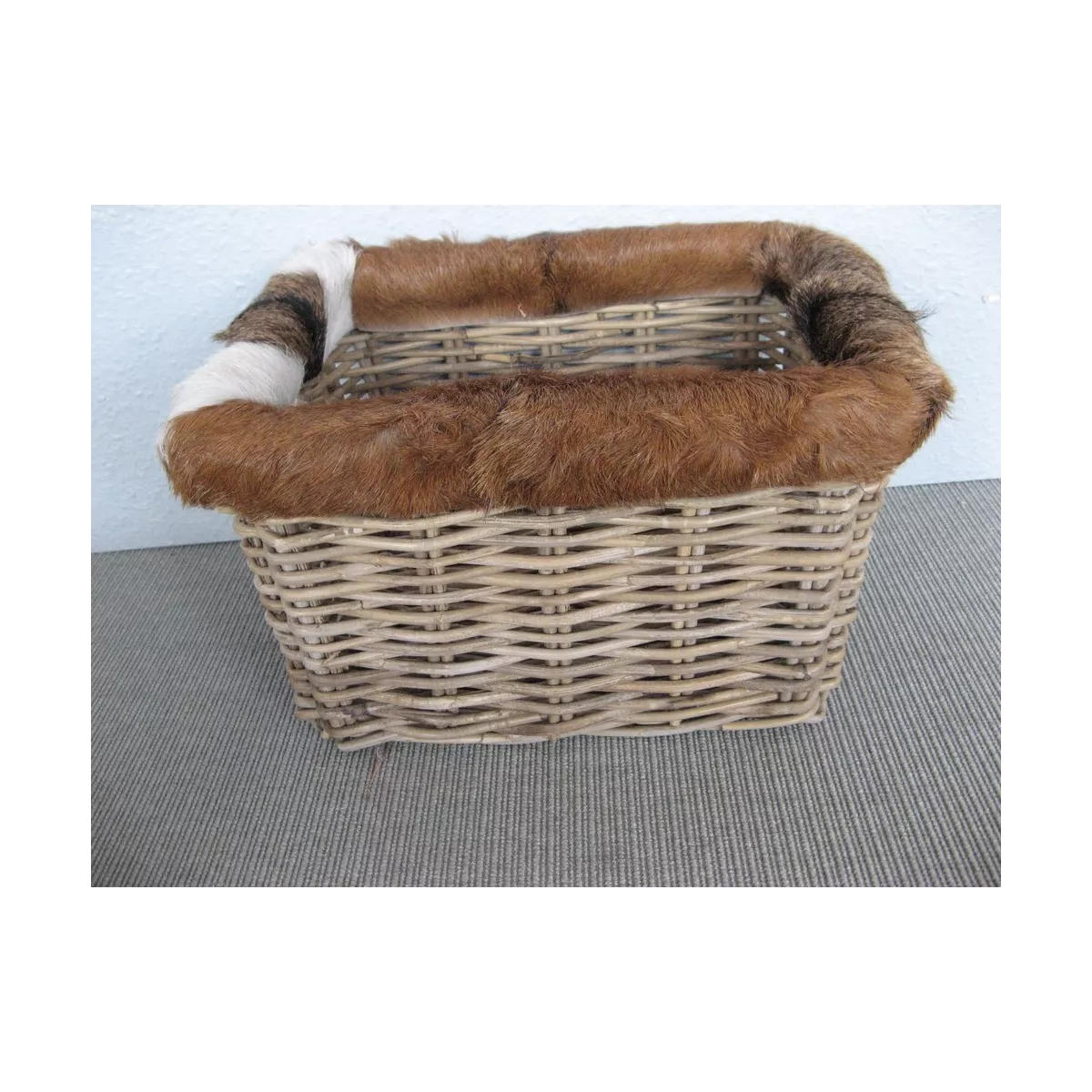 Casier Kubu 35x25 avec fourrure