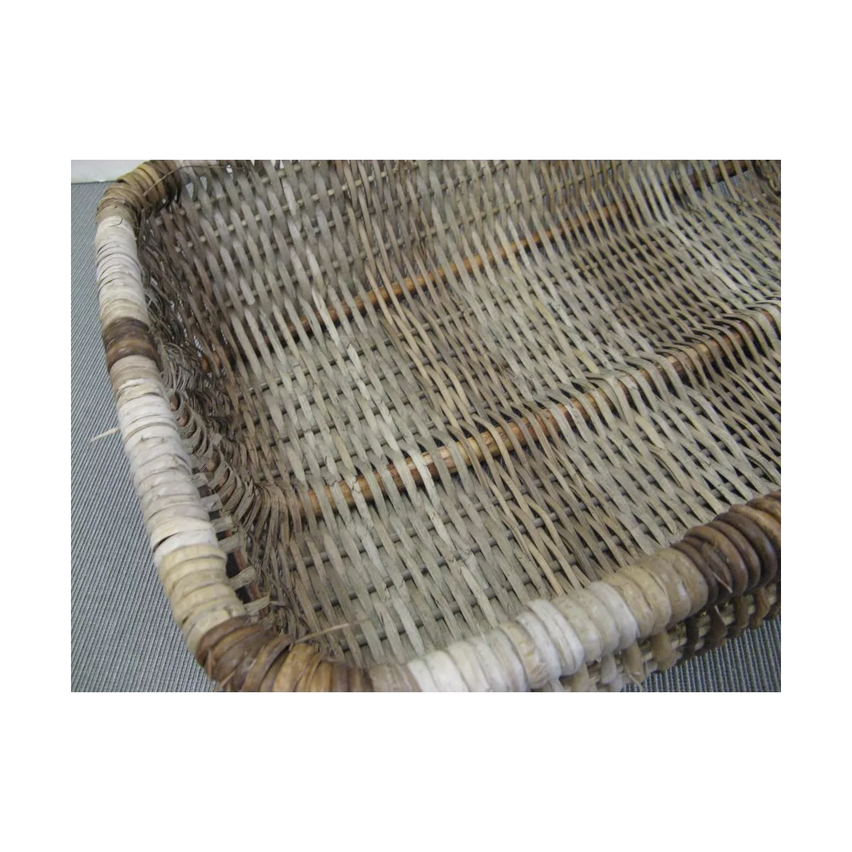 Corbeille Châtaigner et Rotin 67x50